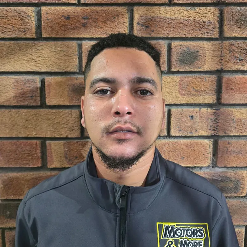 Photo of Travis, Engine Sales